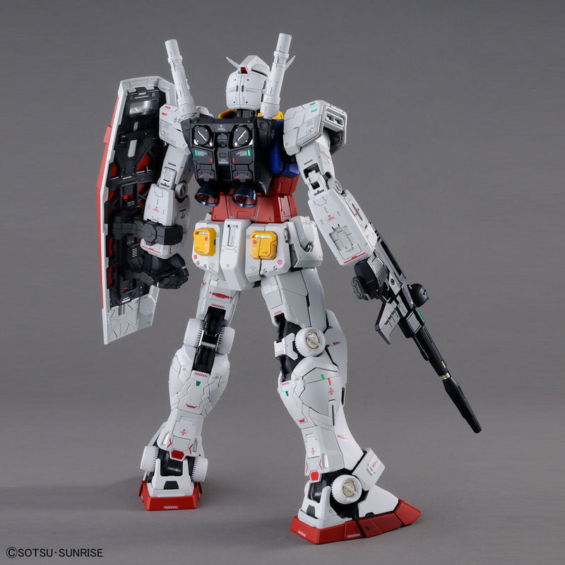 Mobile Suit GUNDAM RX-78-2 Light Package Ver Model Kit Entry Grade Gunpla